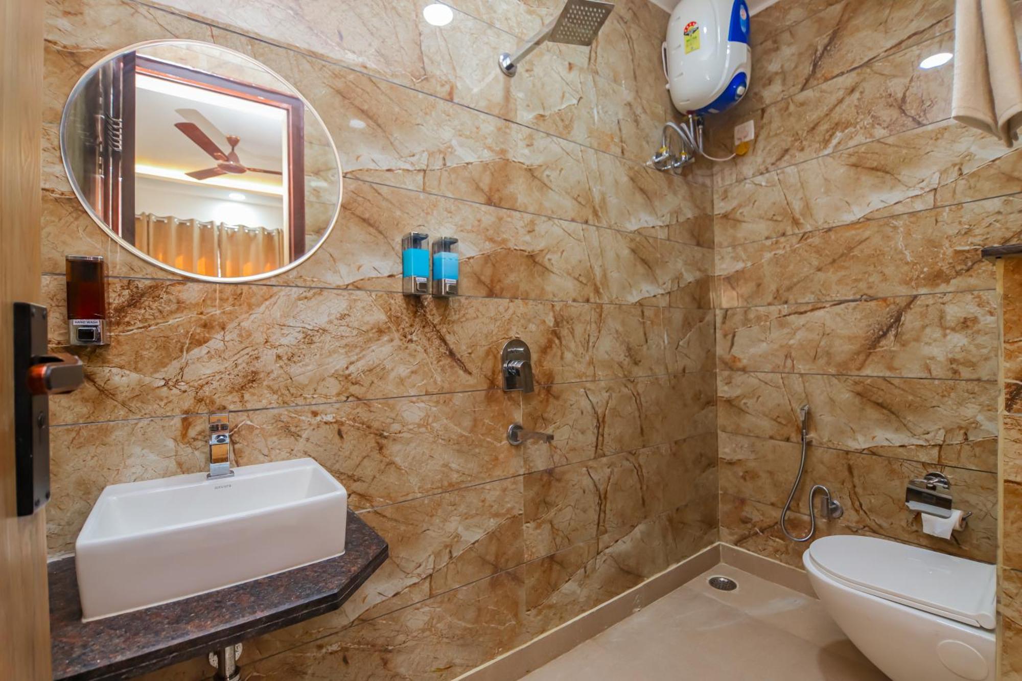 One Earth Ganga Stone 3* Haridwar