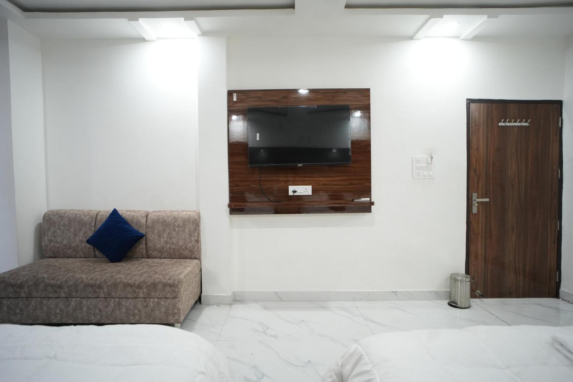 Hotel Asha Heritage By Pandit Ji Haridwar