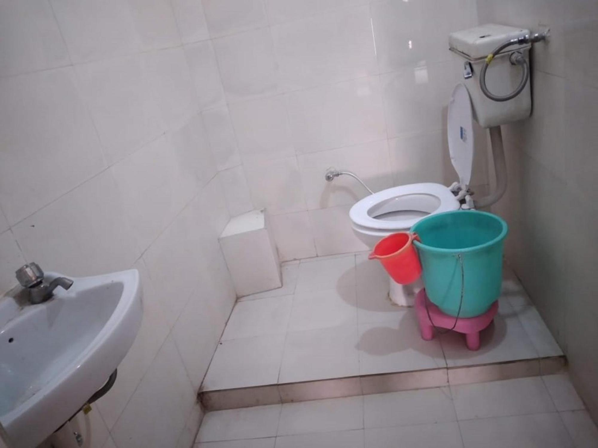 Hotel Gaytri Near Mansa Devi Temple And Chandi Devi Temple ! Ganga River- Free Wifi And Parking Facilities- Budget