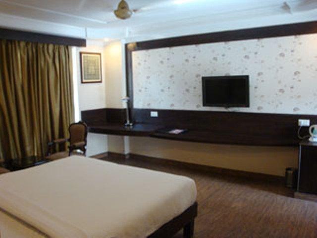 Hotel The Grand Basant 4*