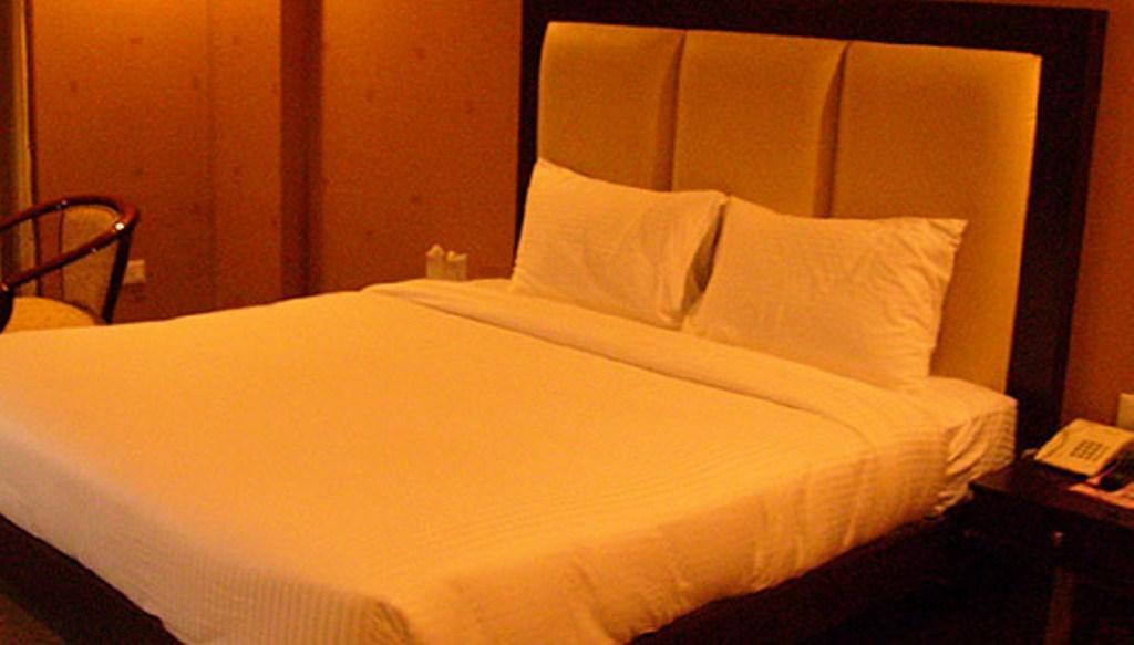 Hotel The Grand Basant