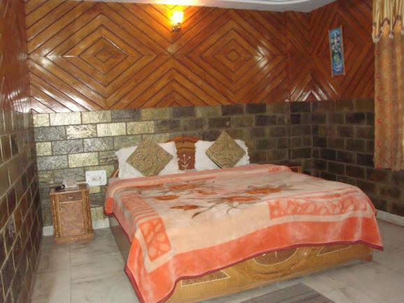 Paradise Hotel 3*