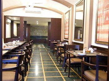 Ganga Lahari By Leisure Hotel 3*