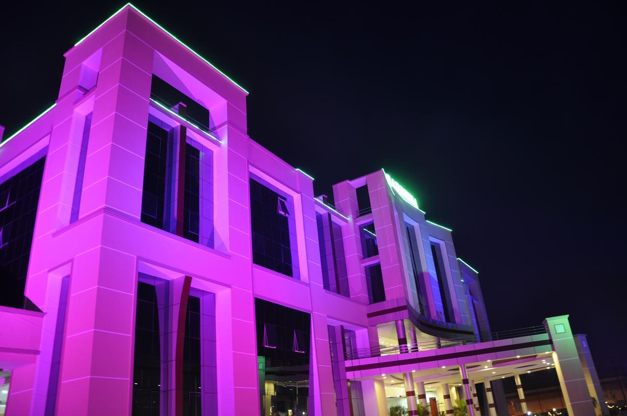 Gardenia & Hotel