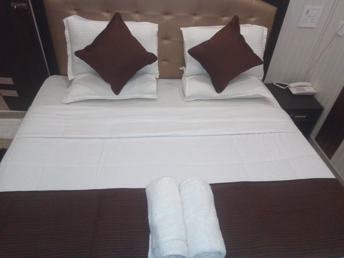 Anand Hotel Haridwar