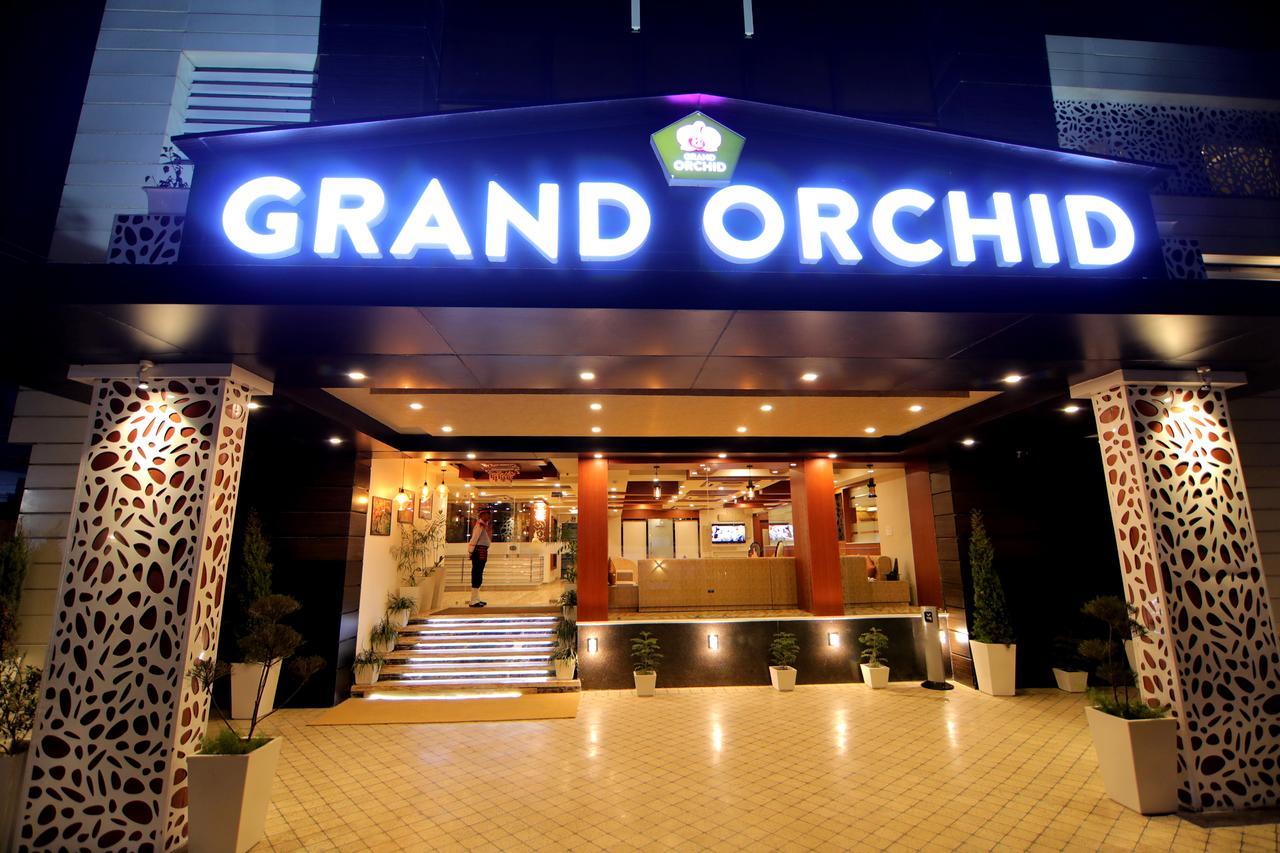 Hotel Grand Orchid 4*