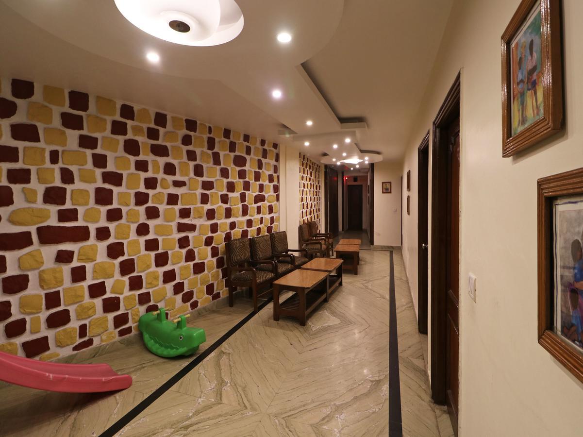 Suryoday Hotel 2*