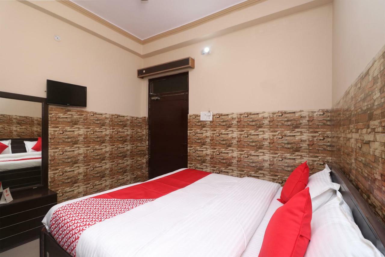 Hotel Oyo 29694 Heritage 3*