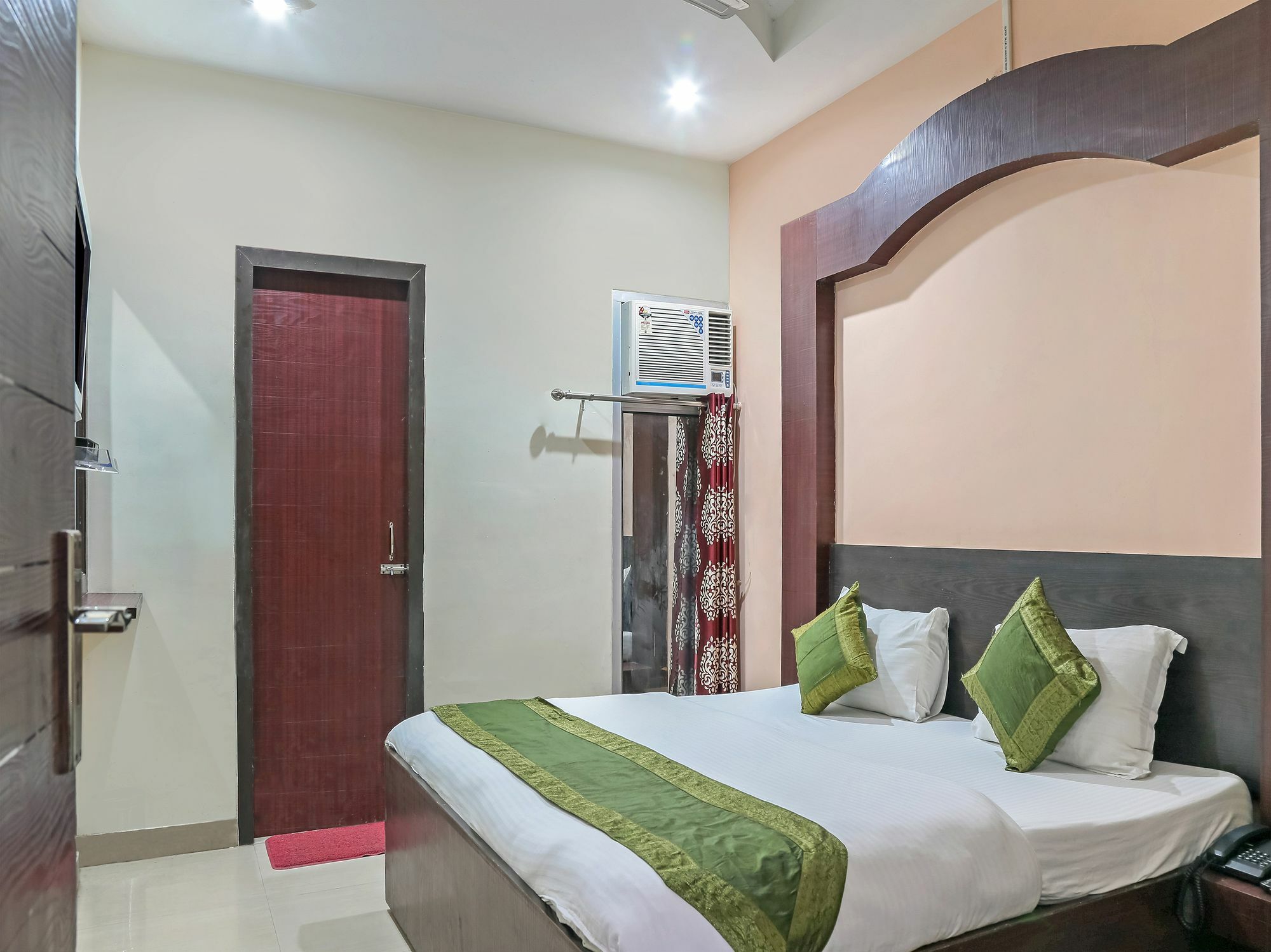 Treebo Hill View Hotel Haridwar