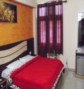 Suvidha Deluxe Hotel 4*