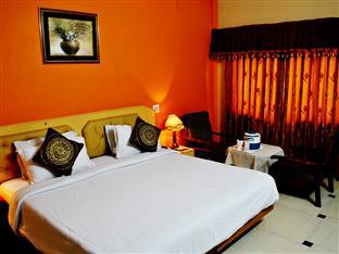 Fabhotel Pramila