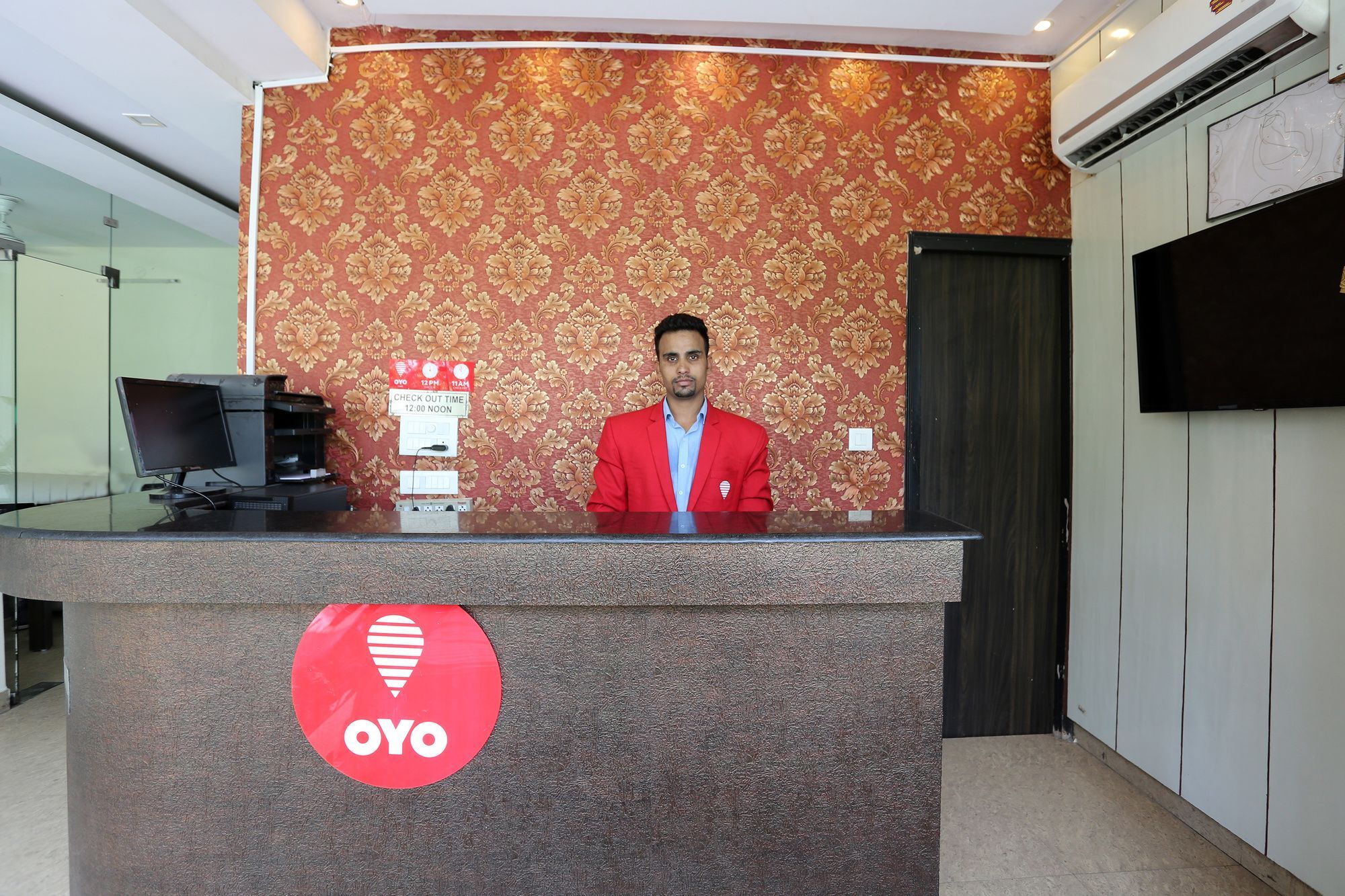Oyo 6976 Ganges Park Hotel