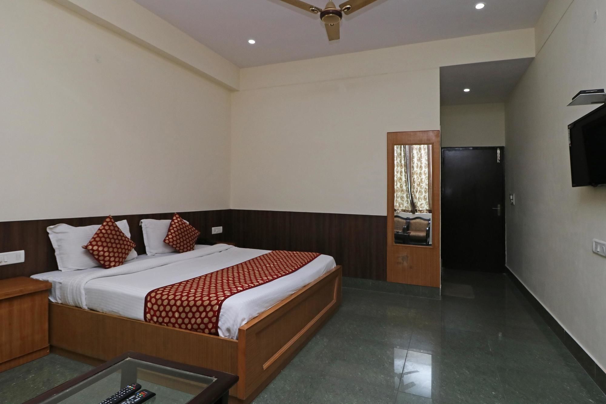 Hotel Oyo 4798 Great Periwal