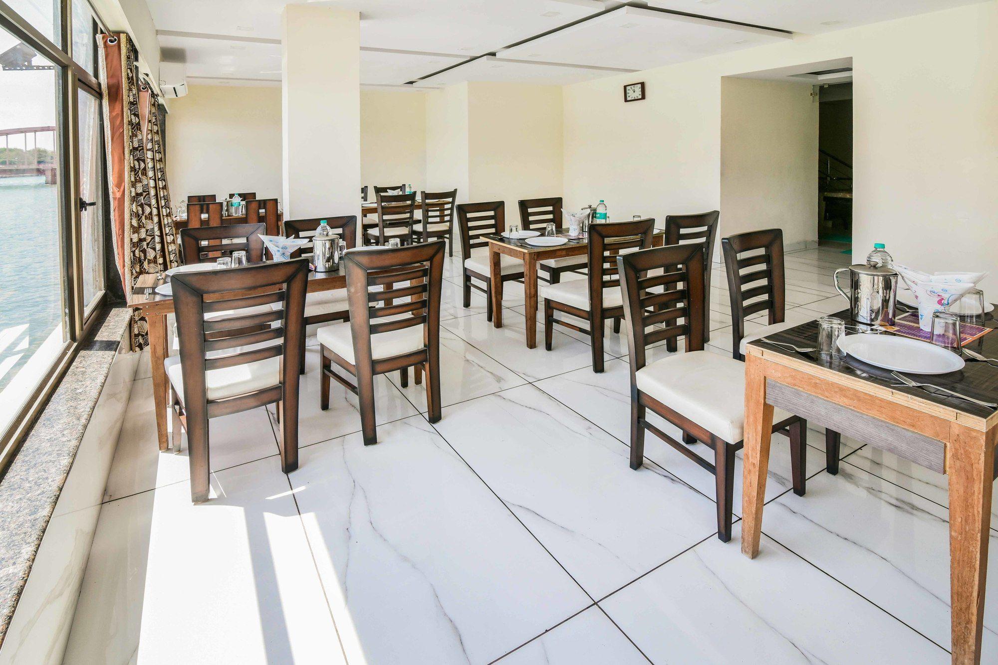 Treebo Anand Niketan Hotel Haridwar