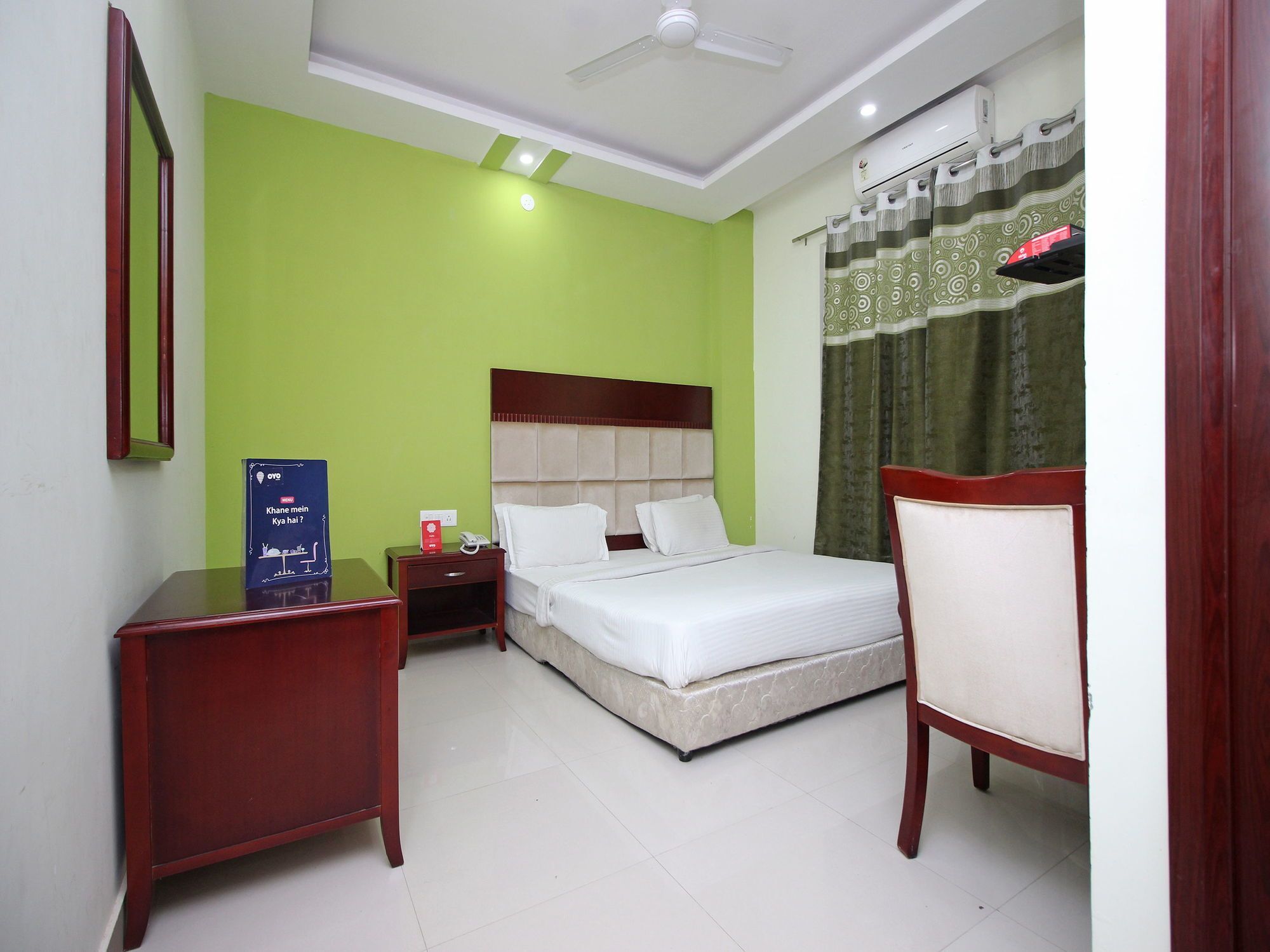 Oyo 9845 Kirti Heritage Hotel