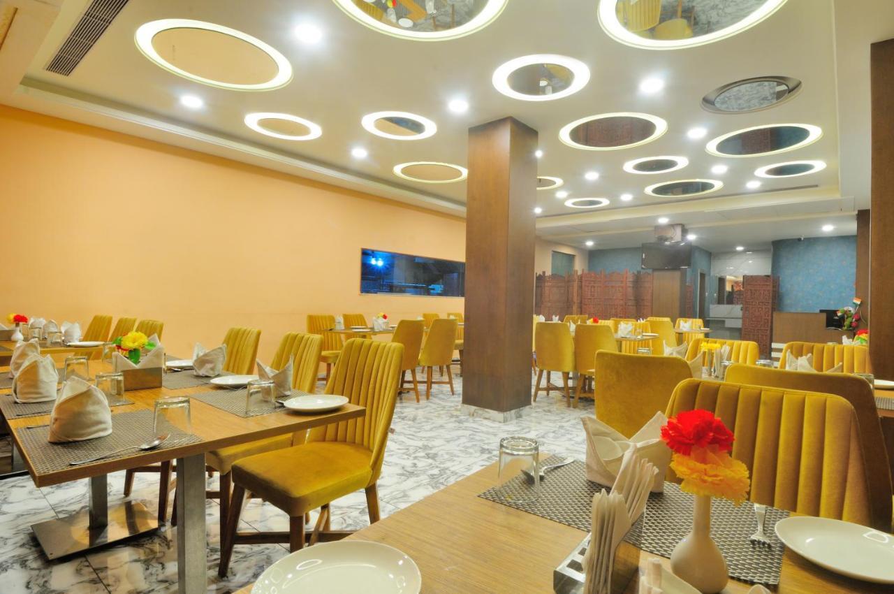 Vinayak Hotel