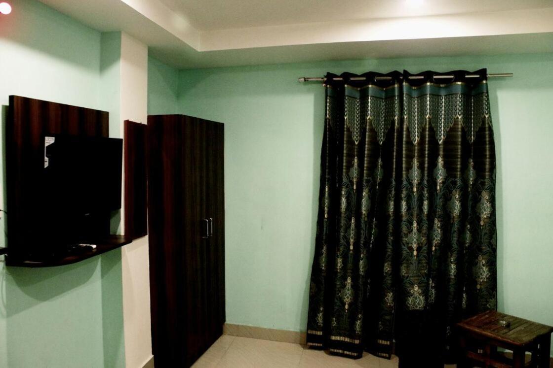 Hotel New Pratap 3*
