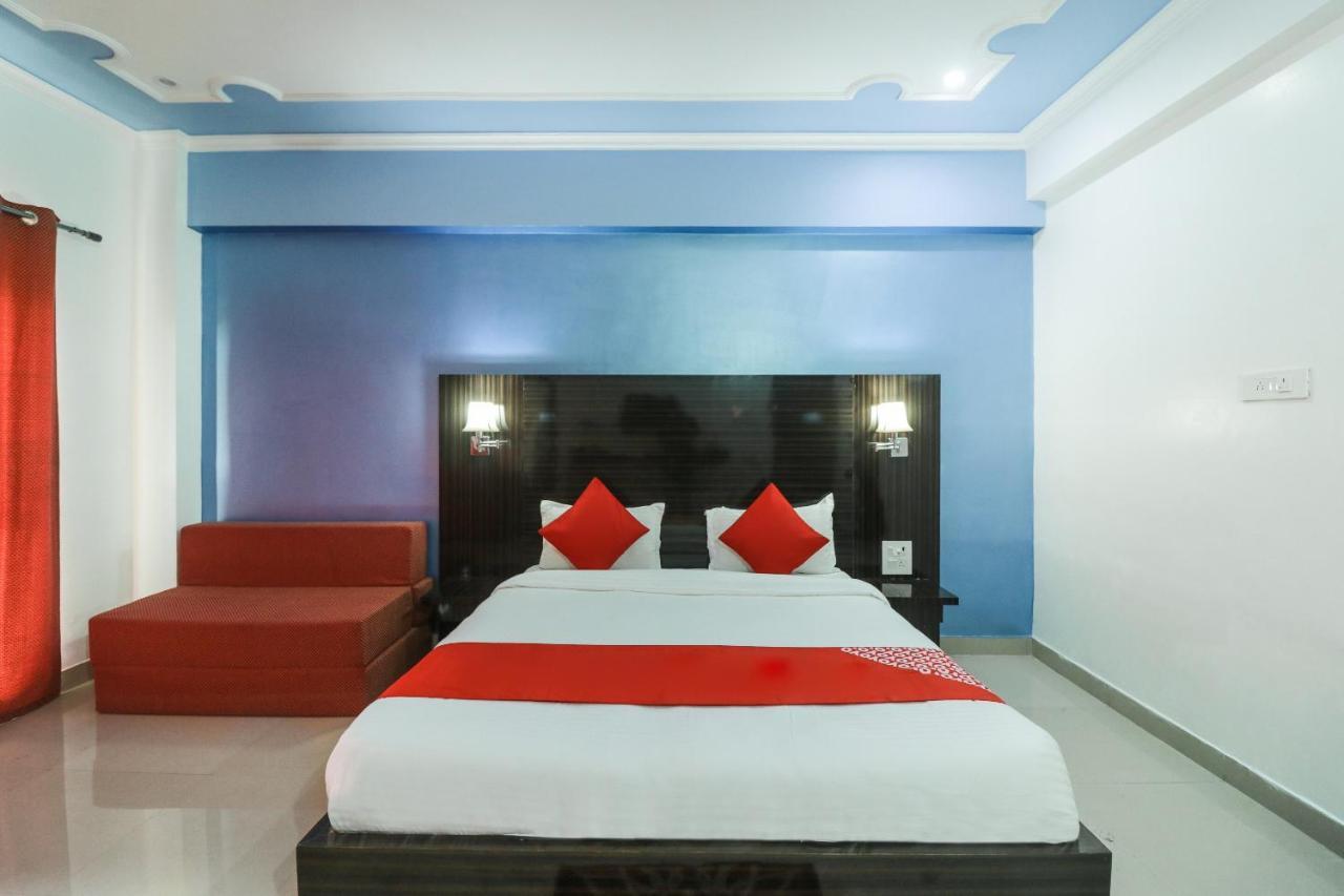 Oyo 49582 Jhanvi Yoga Dham 3*