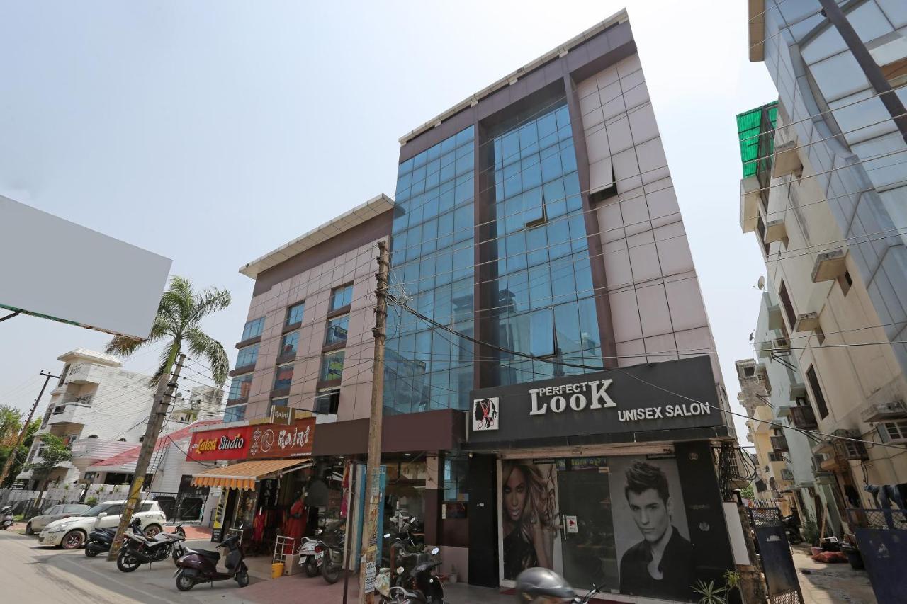 Oyo 14800 Arun Hotel 3*