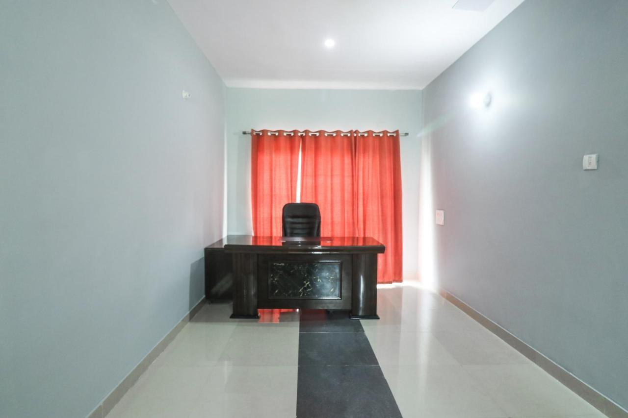 Hotel Oyo 49582 Jhanvi Yoga Dham 3*