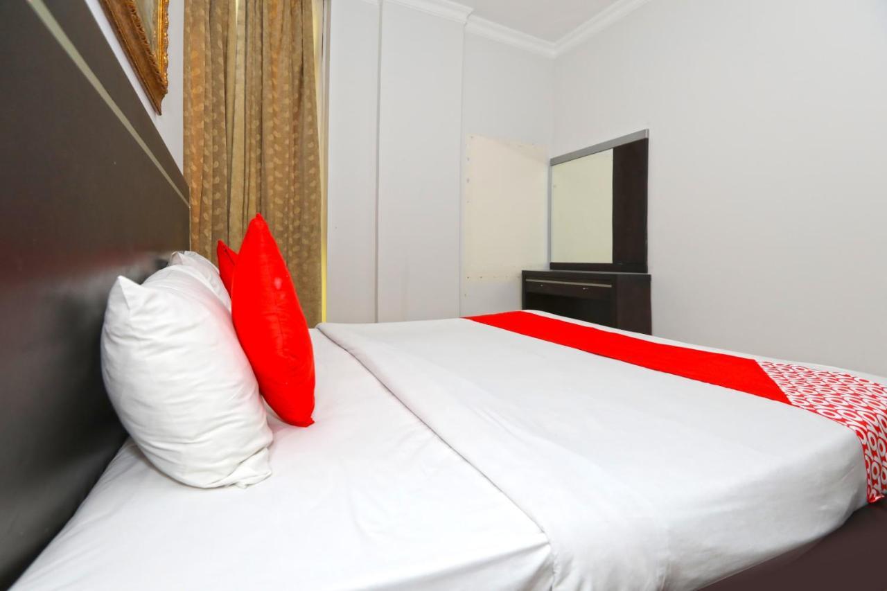 Hotel Oyo 14800 Arun 3*