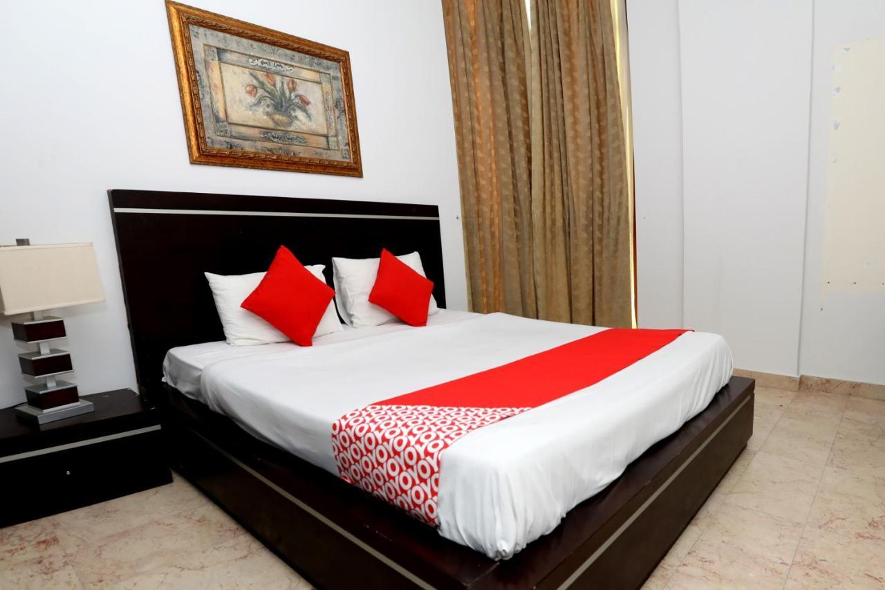 Hotel Oyo 14800 Arun 3*